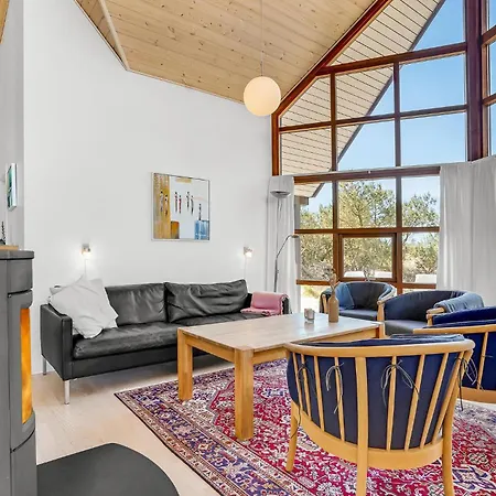 Casa vacanze Three-bedroom In *